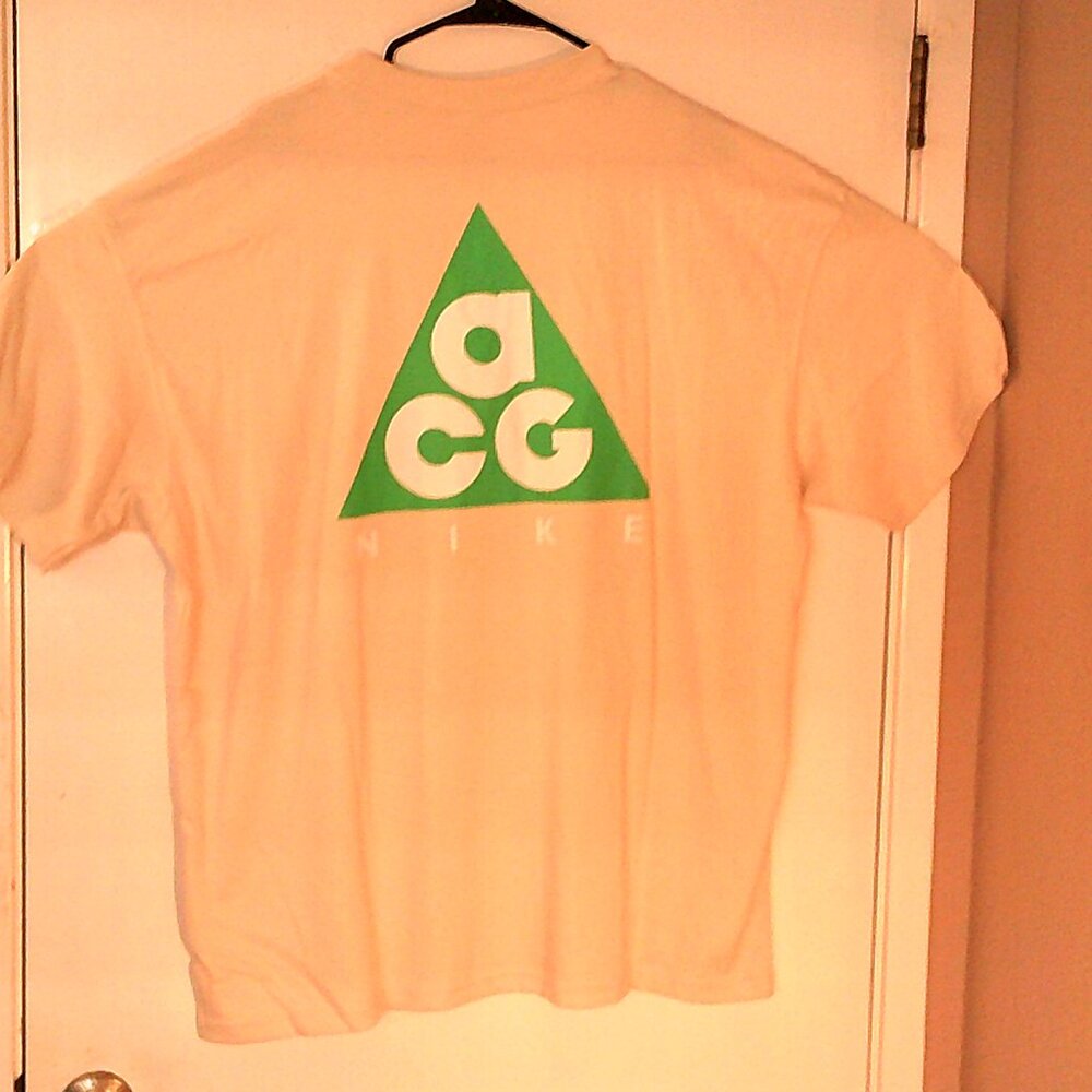 NEW NIKE ACG "Max90 BIG Logo Tee" MEN'S BEIGE GREEN WHITE T-SHIRT XL HJ0798-22